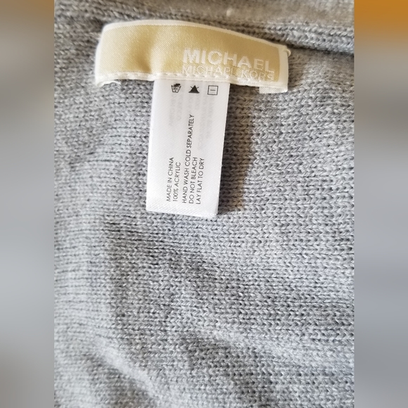 Michael Kors Women's Hat - Picture 5 of 6